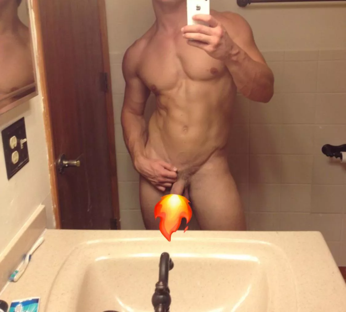 on your knees. (22 italy underwear model.) hmu @natecuriousjock