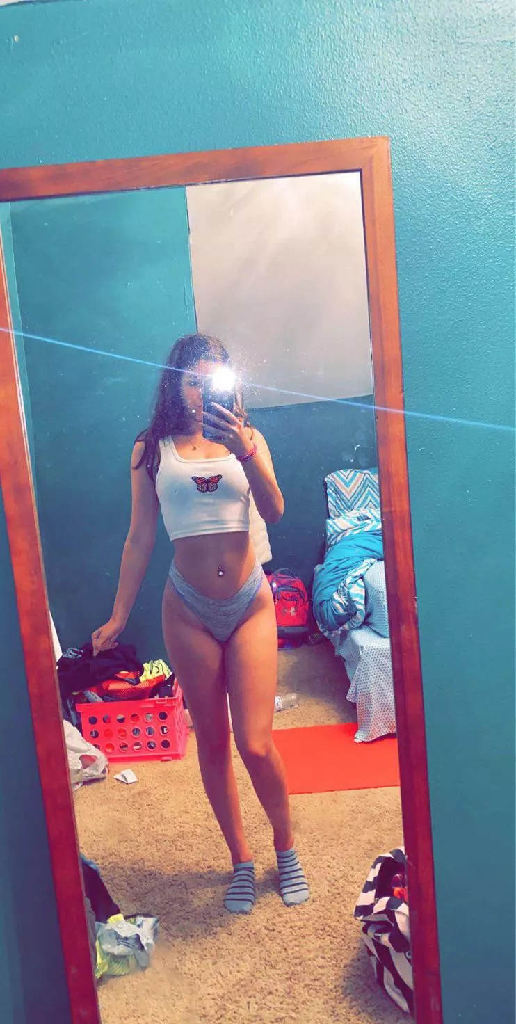 Only 18 ;) just starting my porn journey