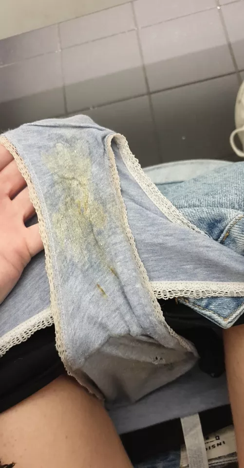 Only 4 days on these and still got 3 days to go, wonder how dirty they'll get π€