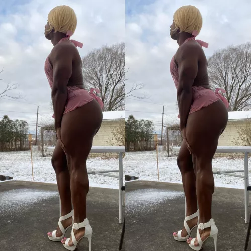 Only a little cold 🍑🍑