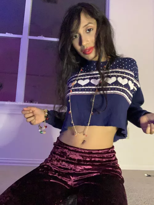 Only crop tops this holiday season!