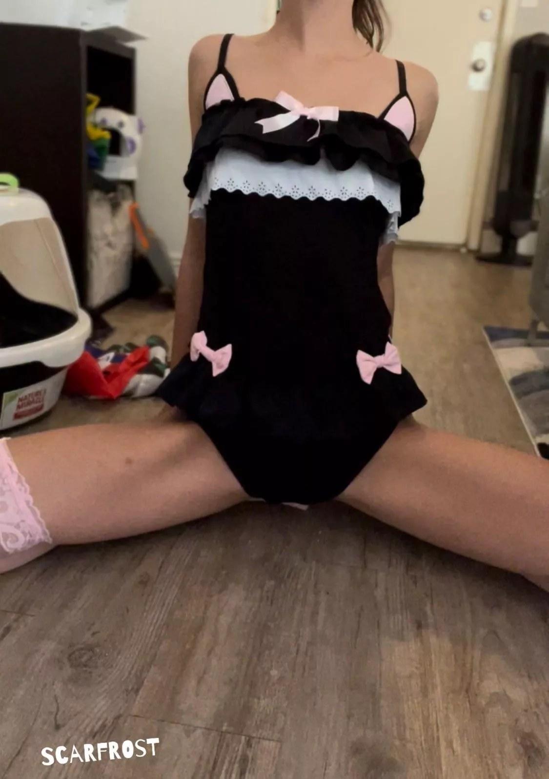 Only one type of flexi girl who can fuck you with legs this far apart 😈💓