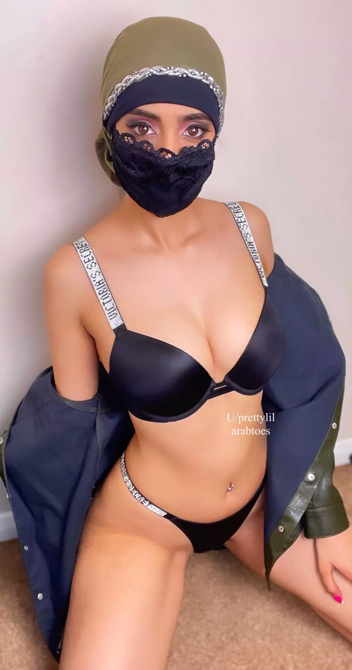 Only react if you’d fuck a Muslim girl Only react if you’d fuck a Muslim girl