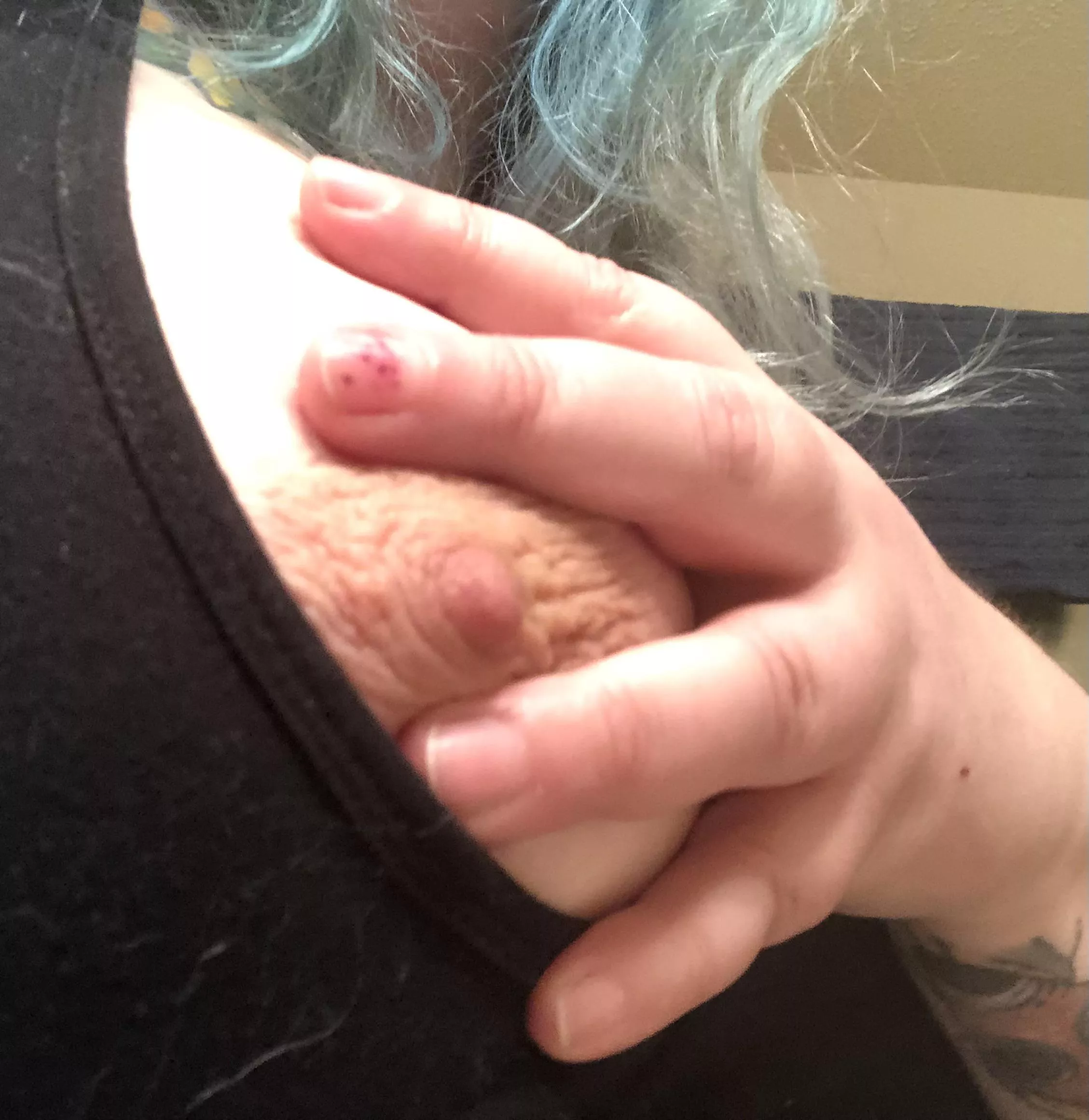 Ooops! It slipped out… guess I’ll have to play with it now. (F) Ooops! It slipped out… guess I’ll have to play with it now. (F)