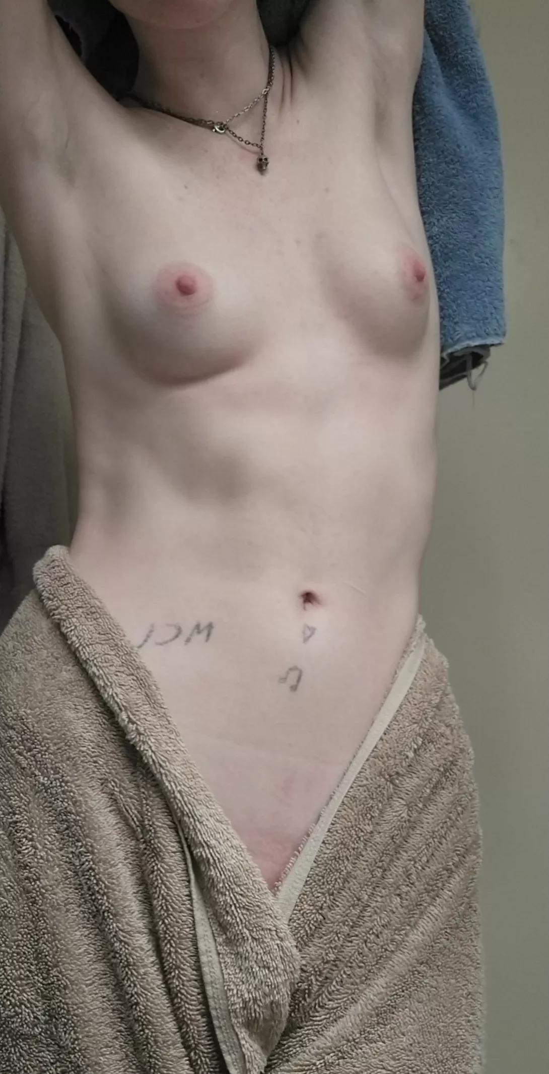 Oops my towels slipping!!