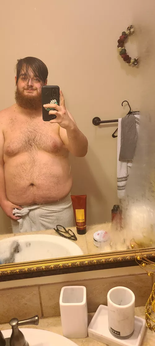 Opening one gift won't hurt.🤫🎁