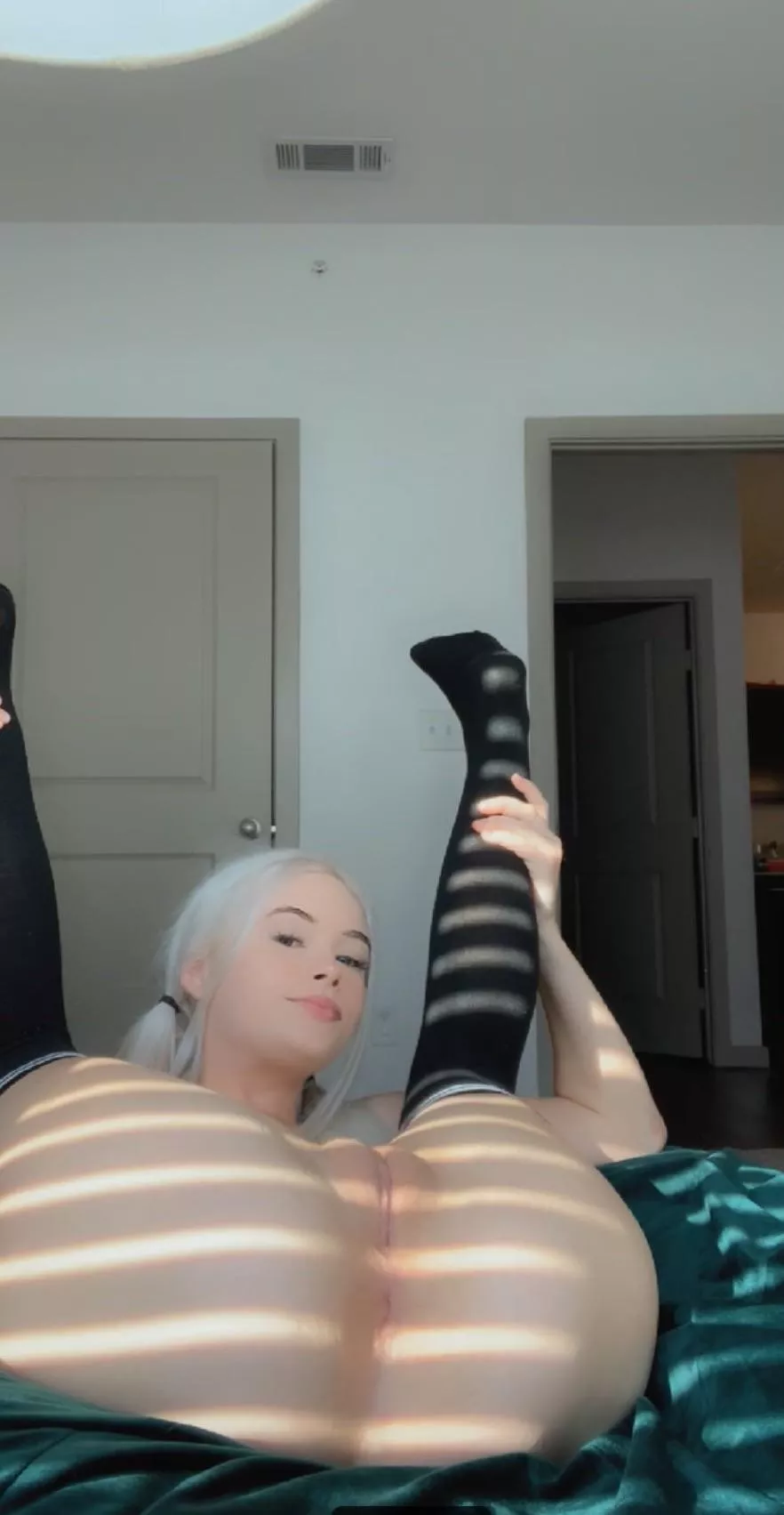 Over 1k posts 💘 free trial 🌺 fetishes, customs, face times, sexting 🌺 top 0.3% for a reason come see my page 😛