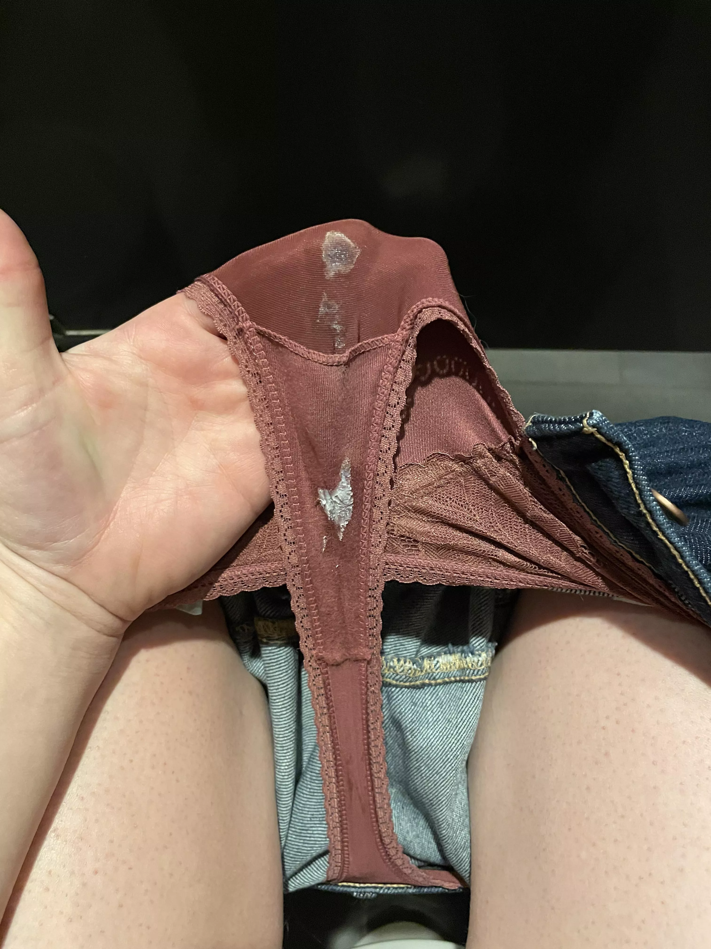 Overnight flight…pretty productive 😳😘