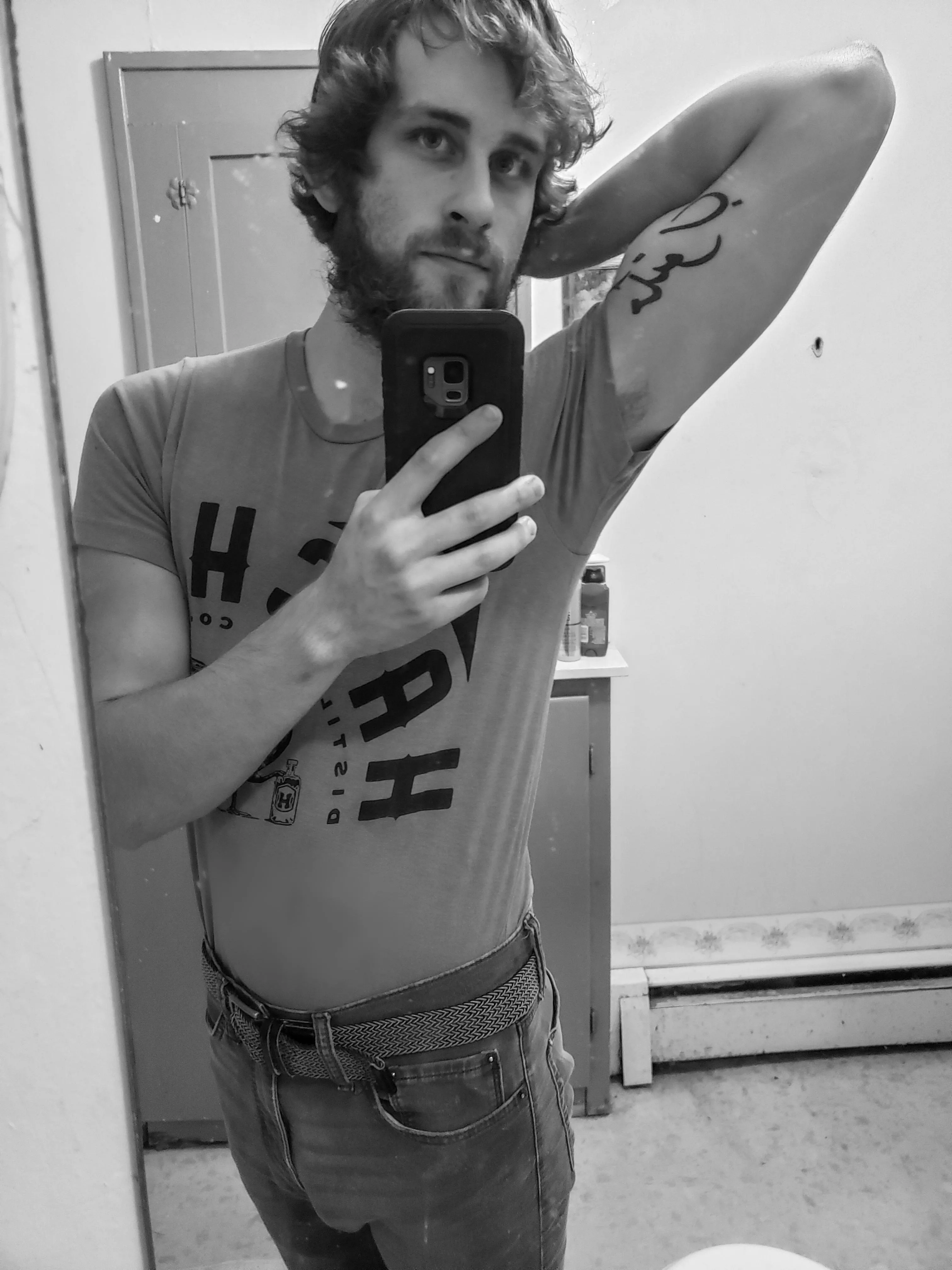 Packing in tight pants