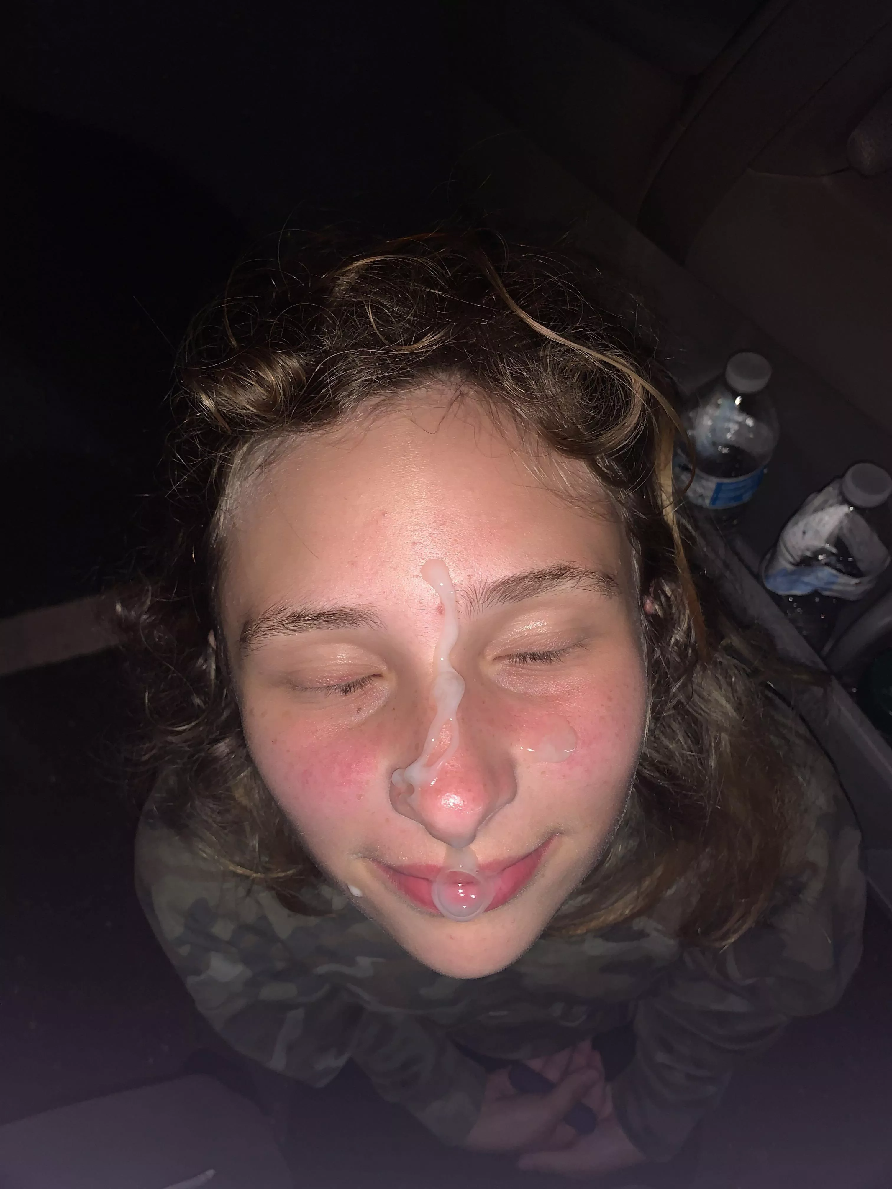 Painted her face while her boyfriend was home lmfao