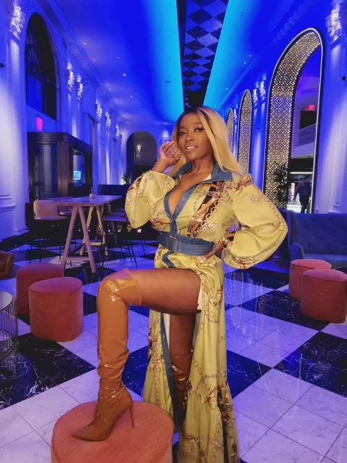 Patent leather is always a mood