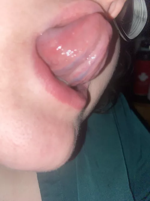 Pathetic loser. I’m a beautiful [domme]