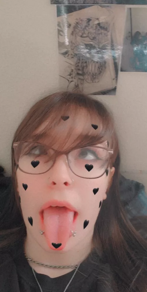 Patiently awaiting cum Daddy 🤪