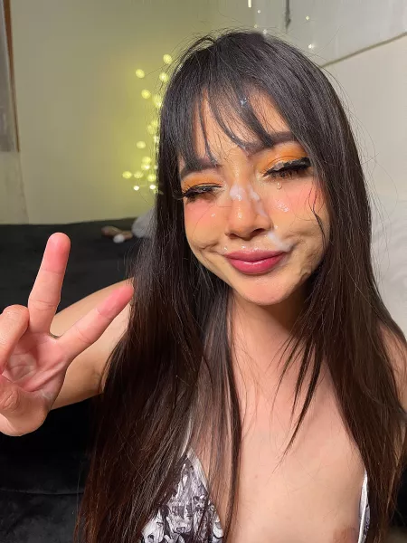 Peace and cum 💦✌🏻