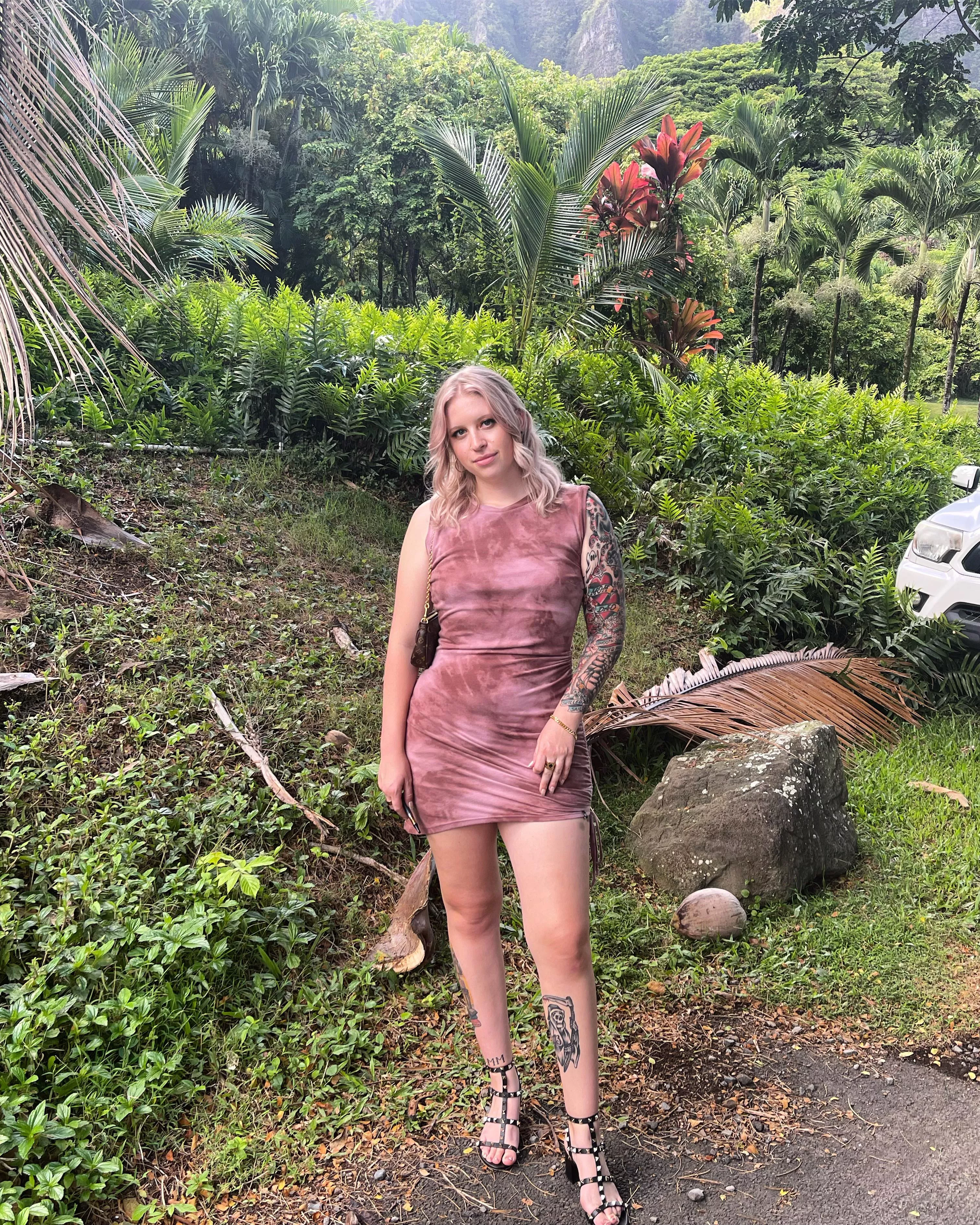 Peep the pen in my hand haha - it was a live resin cart. So yummy!