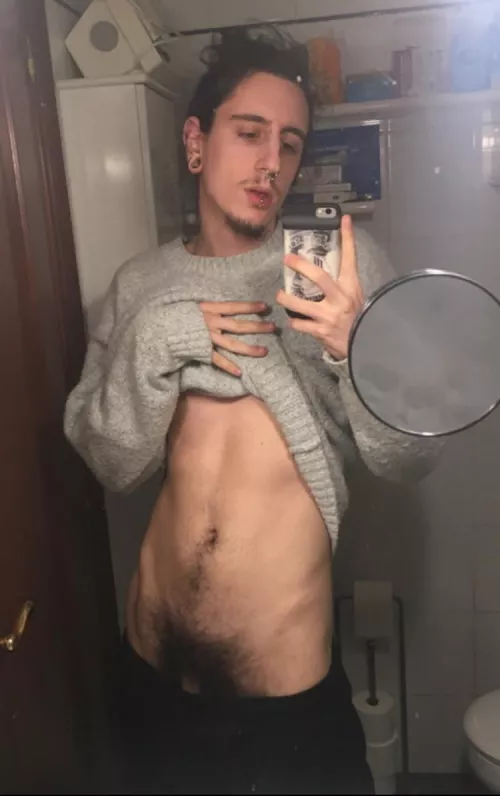 People tell me i don't look gay :(