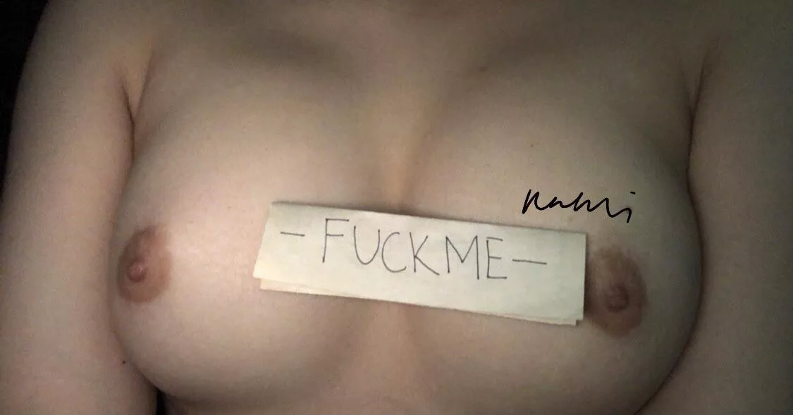 Perky asian titties 😚