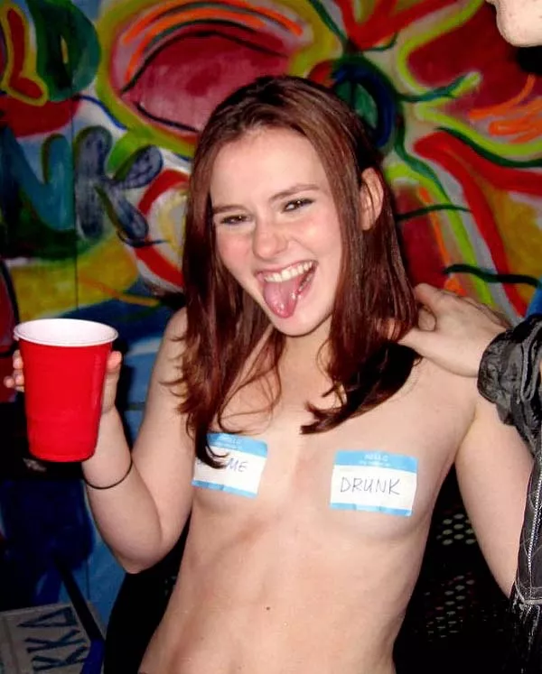 Petite Drunk Girl Petite Drunk Girl
