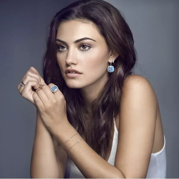 Phoebe Tonkin