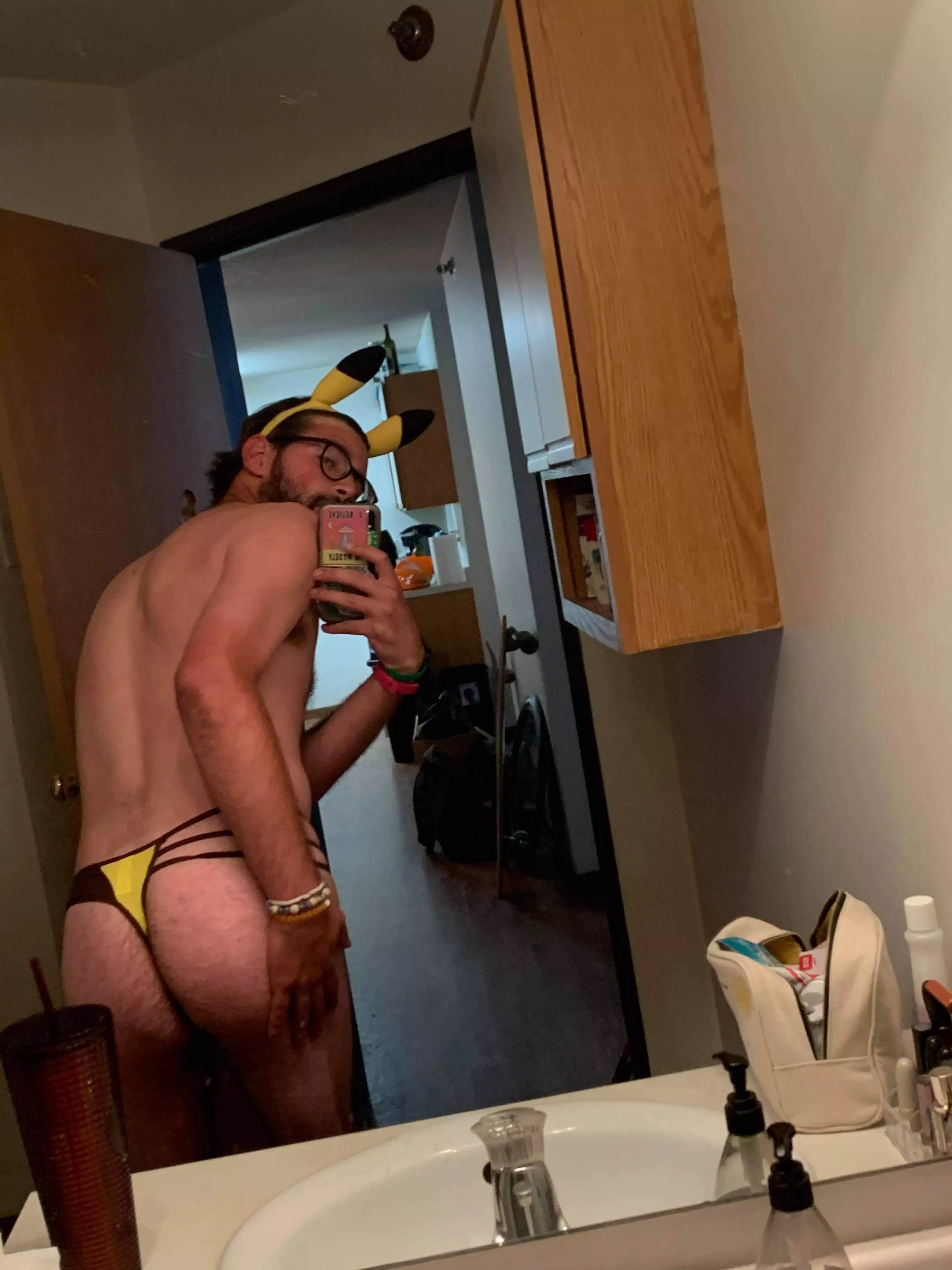 Pikachu from behind π Pikachu from behind π