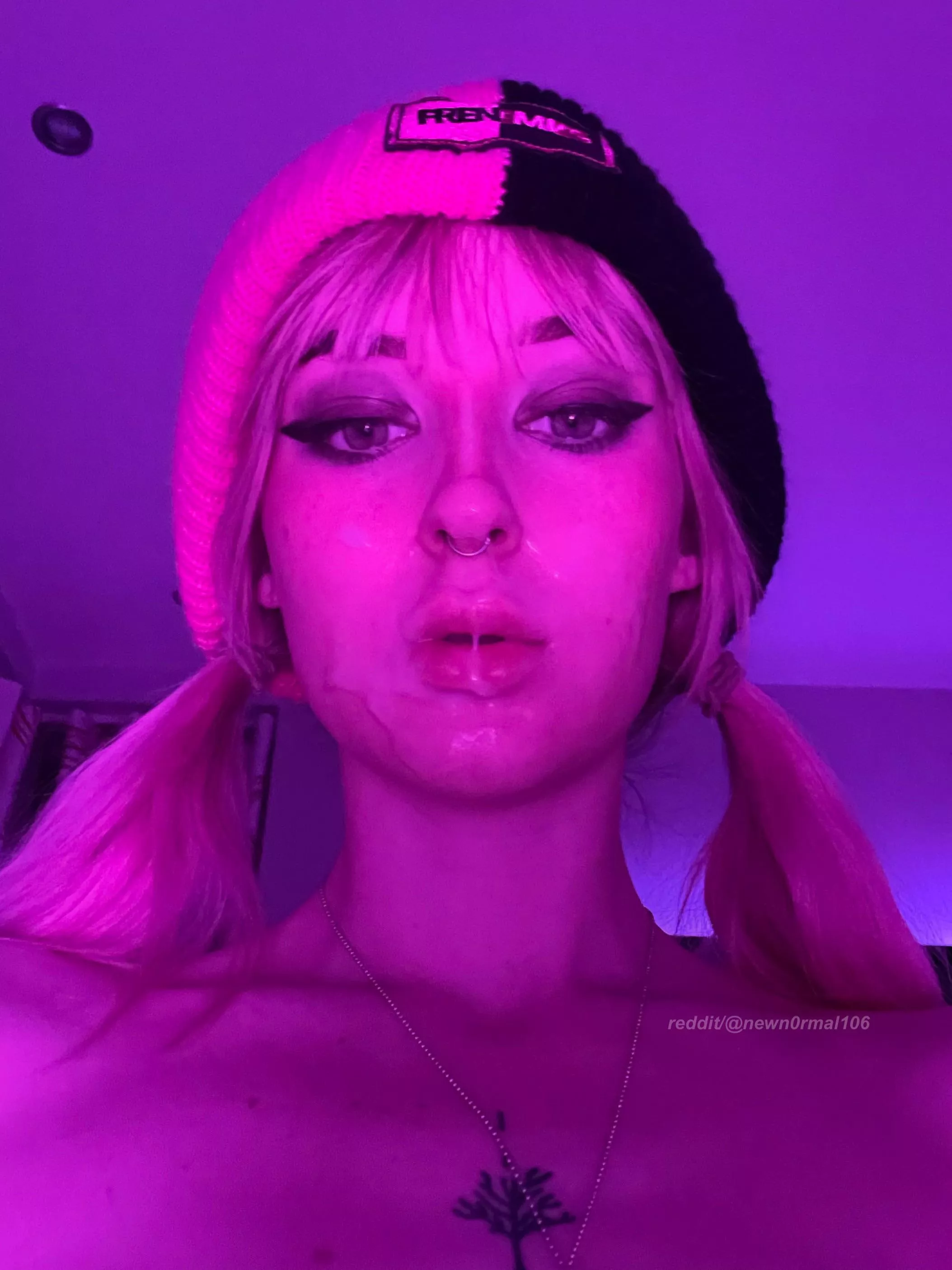 pink light or is it just pink cum? 🤔