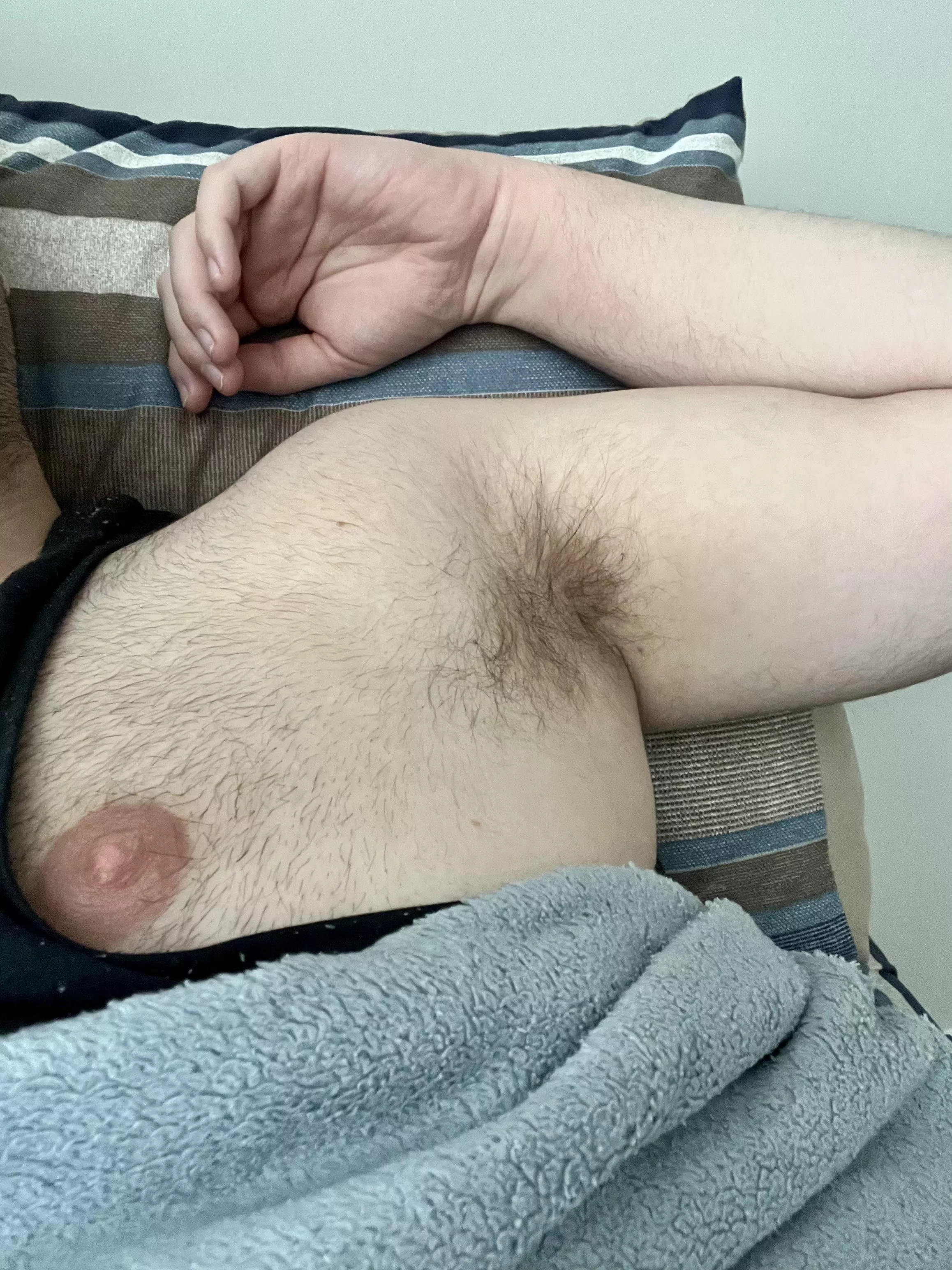 Pit and nip slip 😈