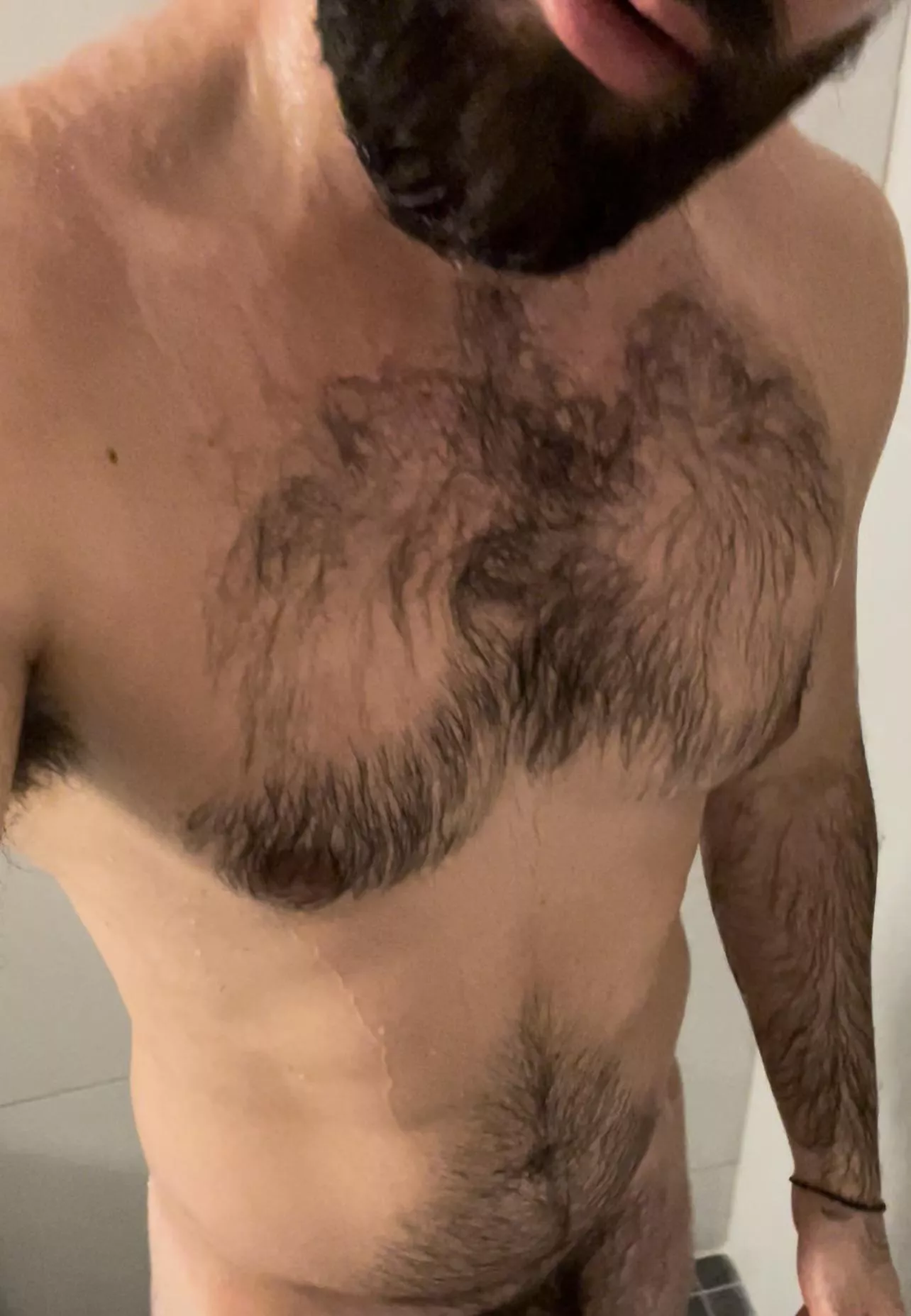 Pits in the shower 💦 OF: @DannyTerro