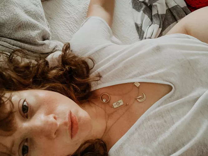 Plain white tee 🤍