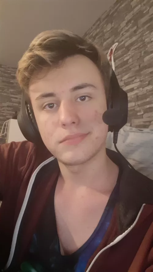 Playing some Rainbow 6 Siege with friends :)