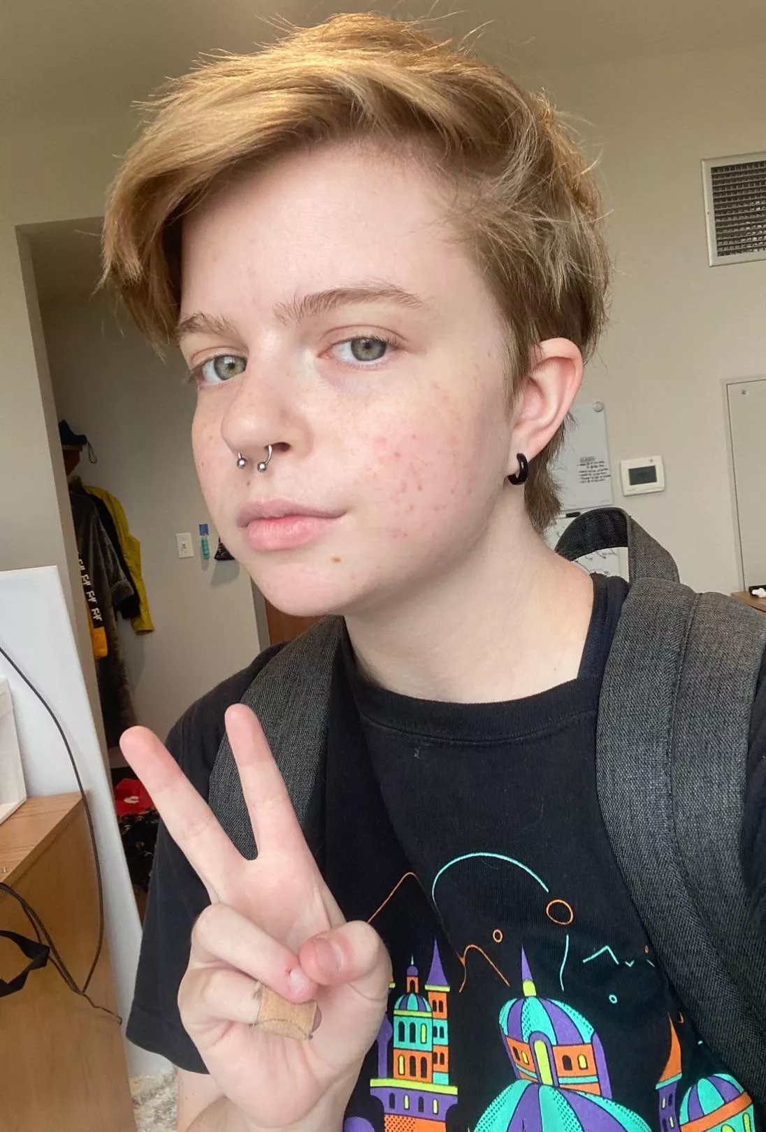 please dm me the most degrading and worst possible things you’d do to me make them violent…if I like the enough I’ll send you some nudes of females i know….I’m a boy btw