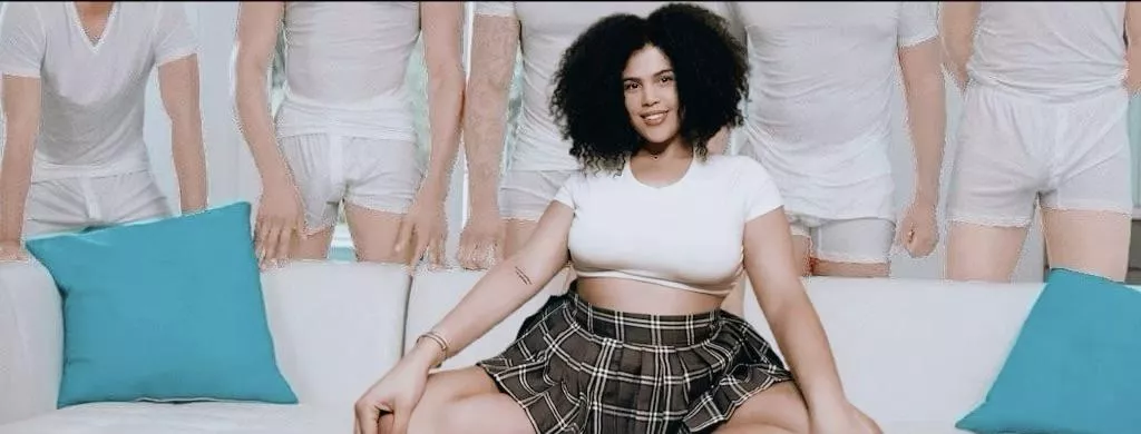 Please don’t ban me 😭 I just had to do it. Someone had to do it!