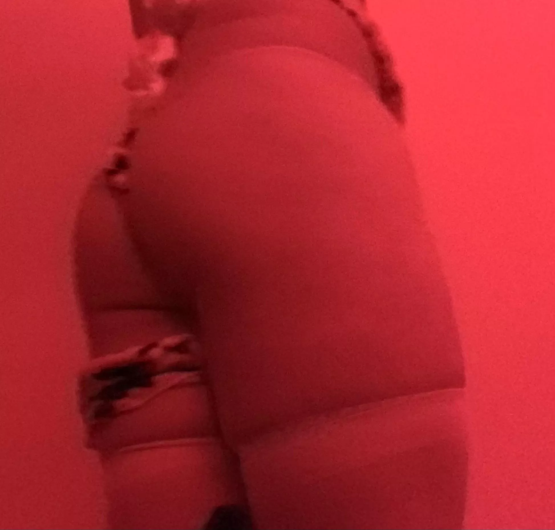 please let me sit on your face 😫