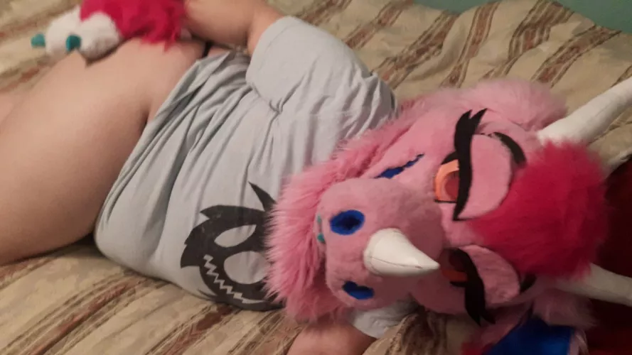 Plenty of space left~ [F] [Artzy]