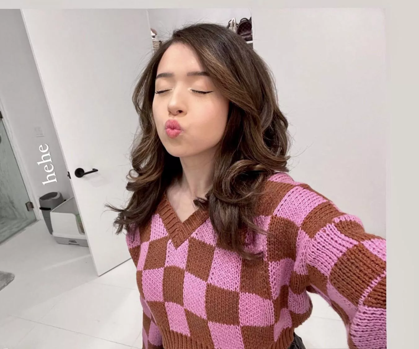 Poki pout