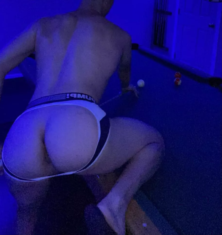 Pool with a happy ending anyone ? 😈