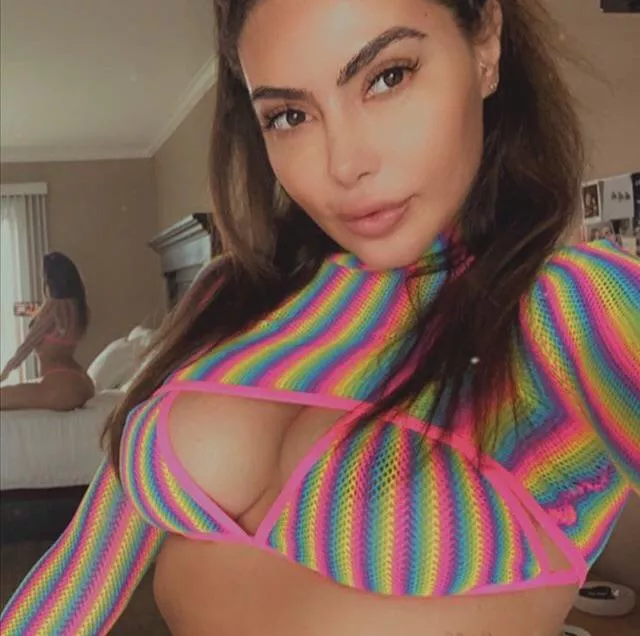 Poppin! 💜❤️🌈