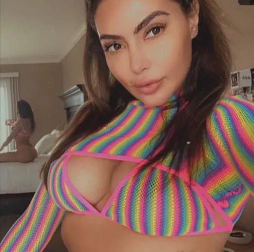 Poppin! 💜❤️🌈