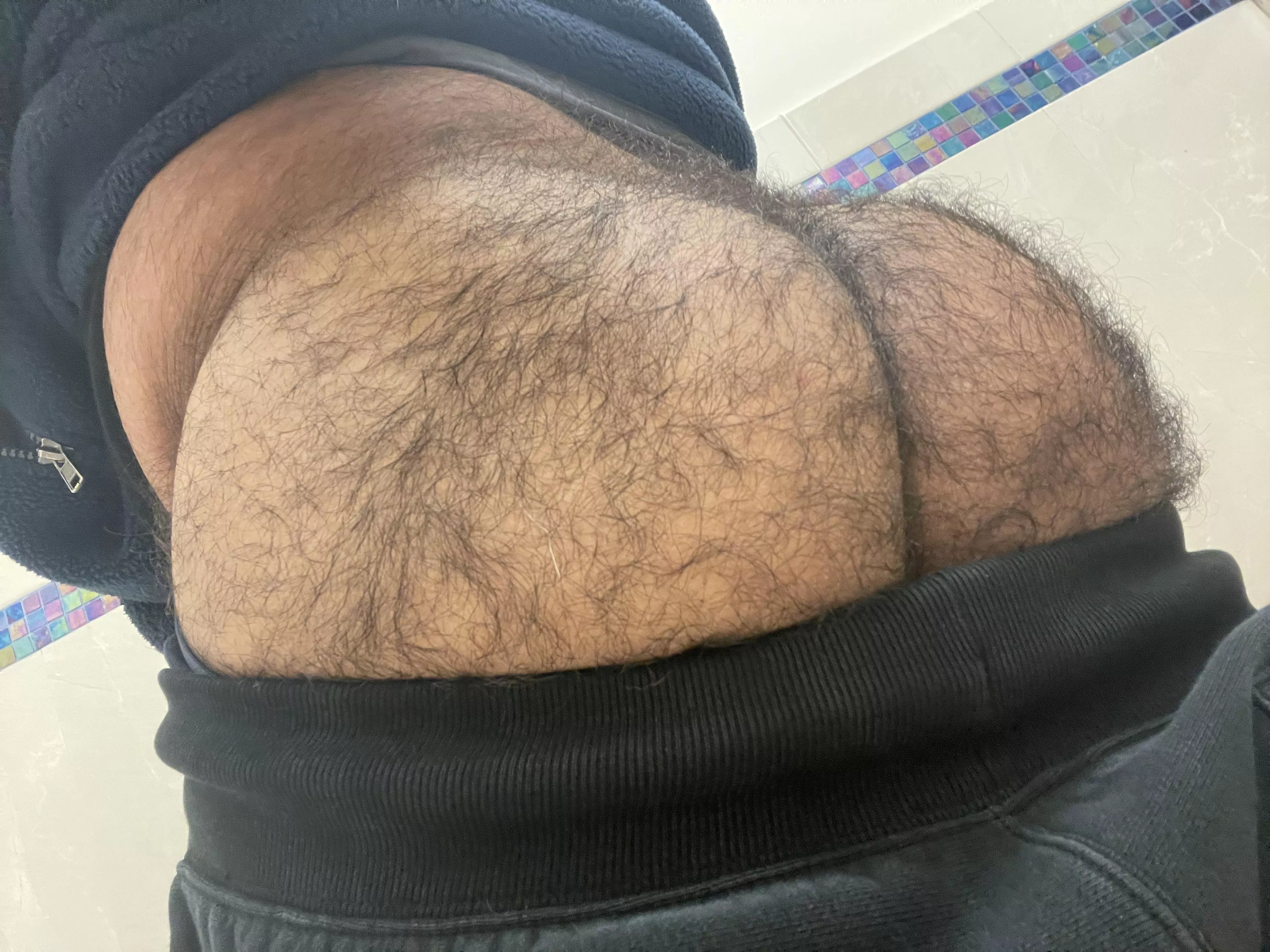 Popping out after the gym 😋