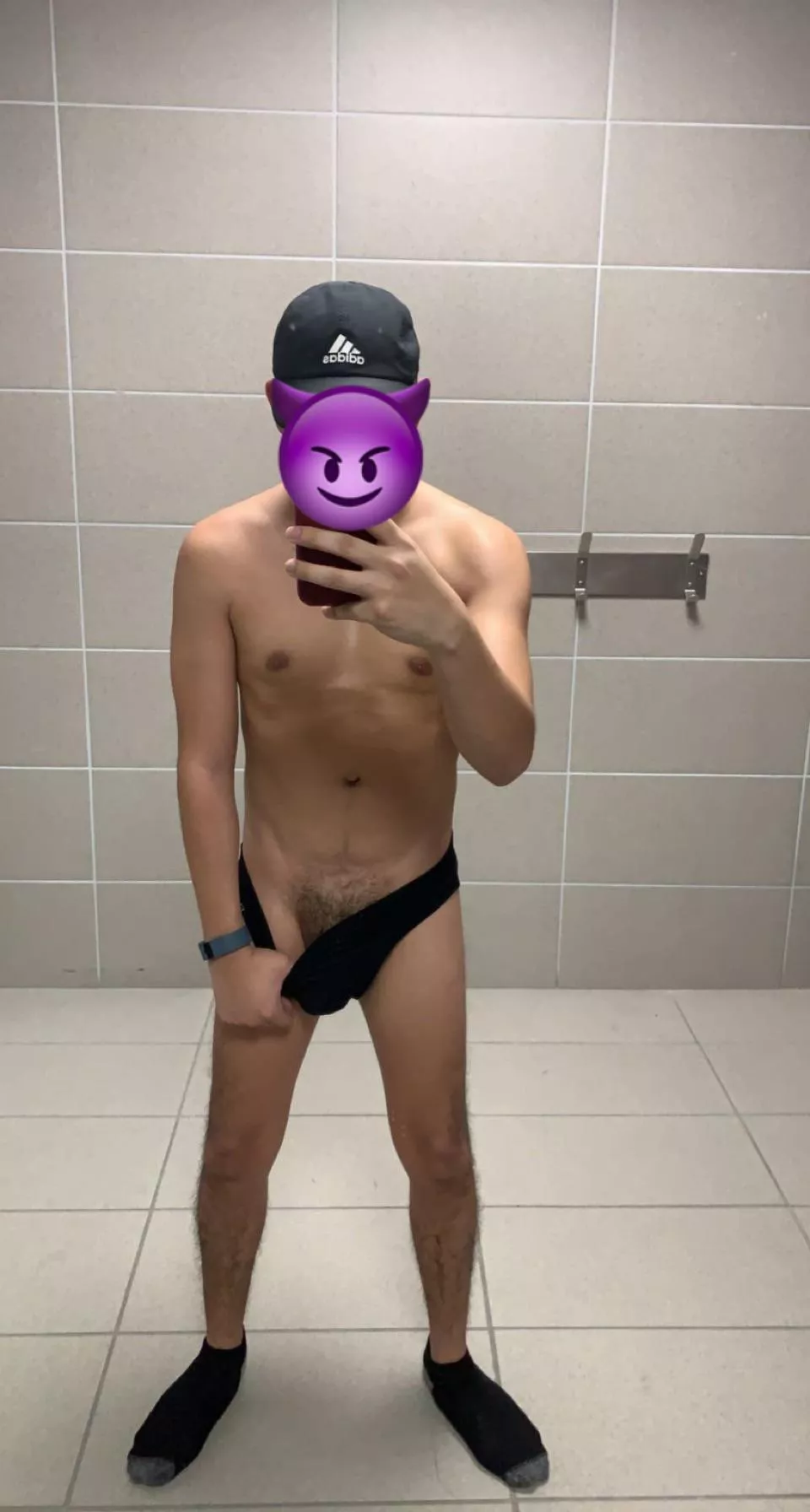 Post gy(M)locker room fun