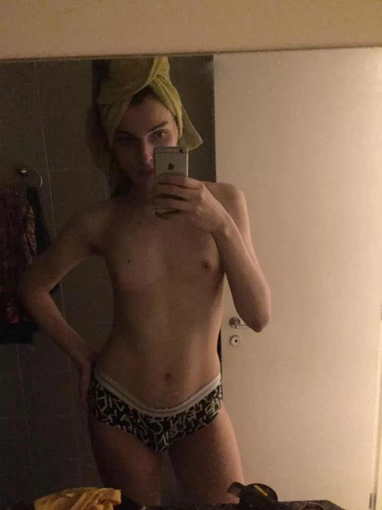 post shower, feeling hot🙈