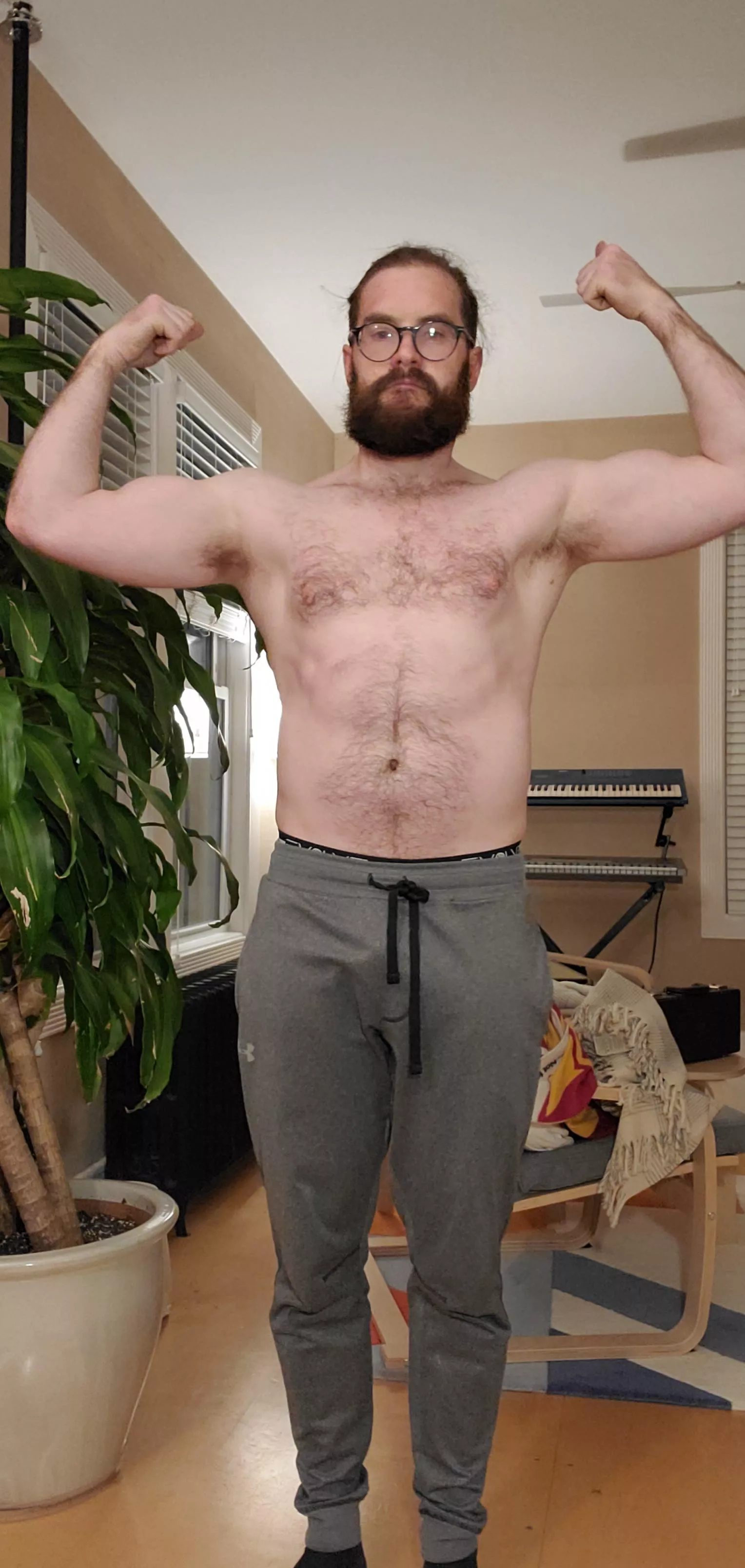 post workout flex. But am I still an otter 🤔?