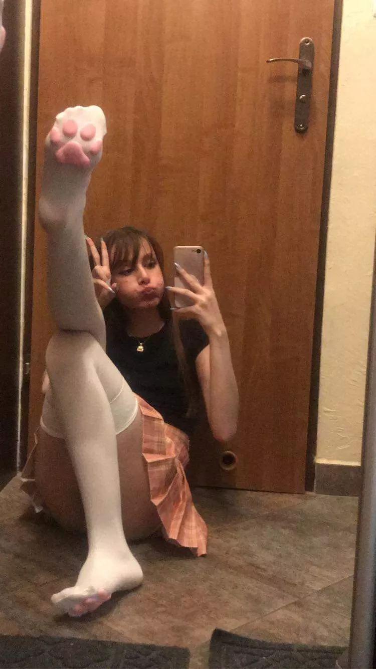 Pound my teen ass in public dressed like this 😳 Pound my teen ass in public dressed like this 😳