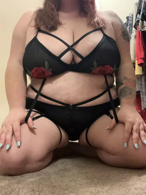 POV- I’m waiting for you to get home from work 🤤