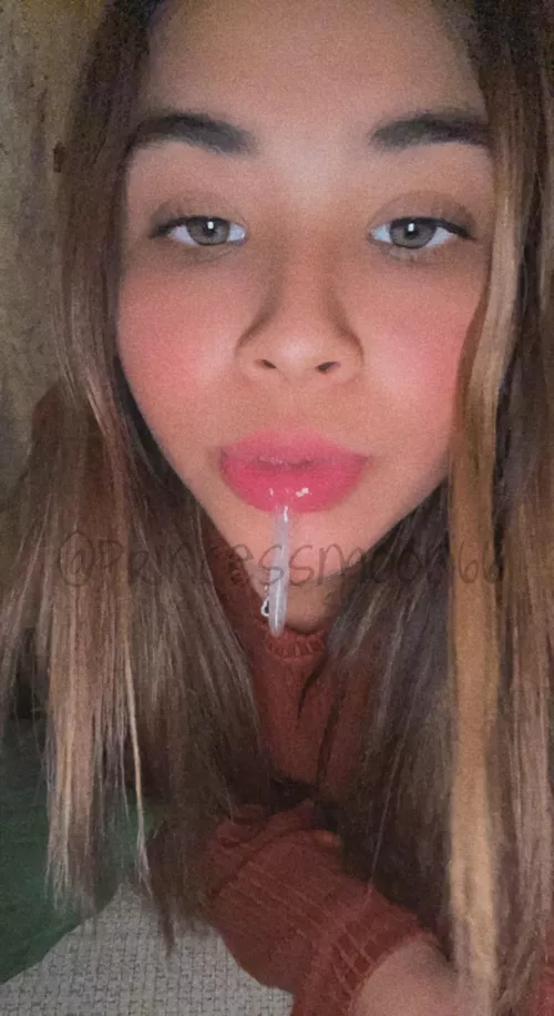 POV: mommy spits in your mouth after being a good boy 💦🥰