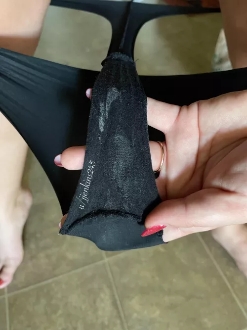 POV: Offering you my panties ๐คค