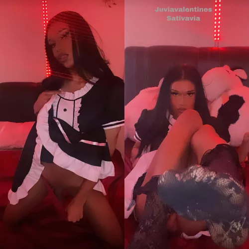 POV you walk in on your girlfriend and she looks like this⦠wyd?