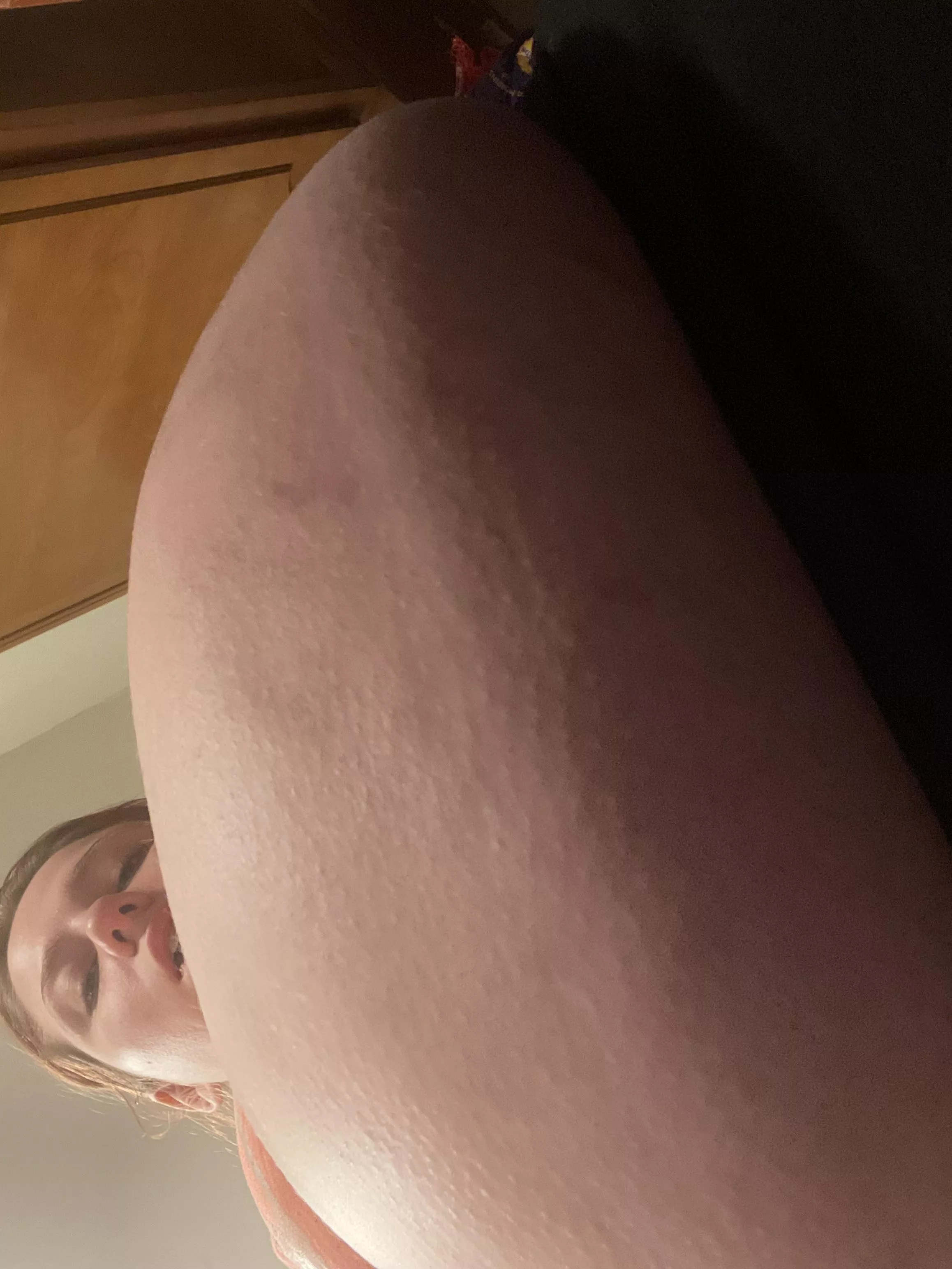 POV: you’re eating me out after stuffing me all day long. What do you do next? POV: you’re eating me out after stuffing me all day long. What do you do next?