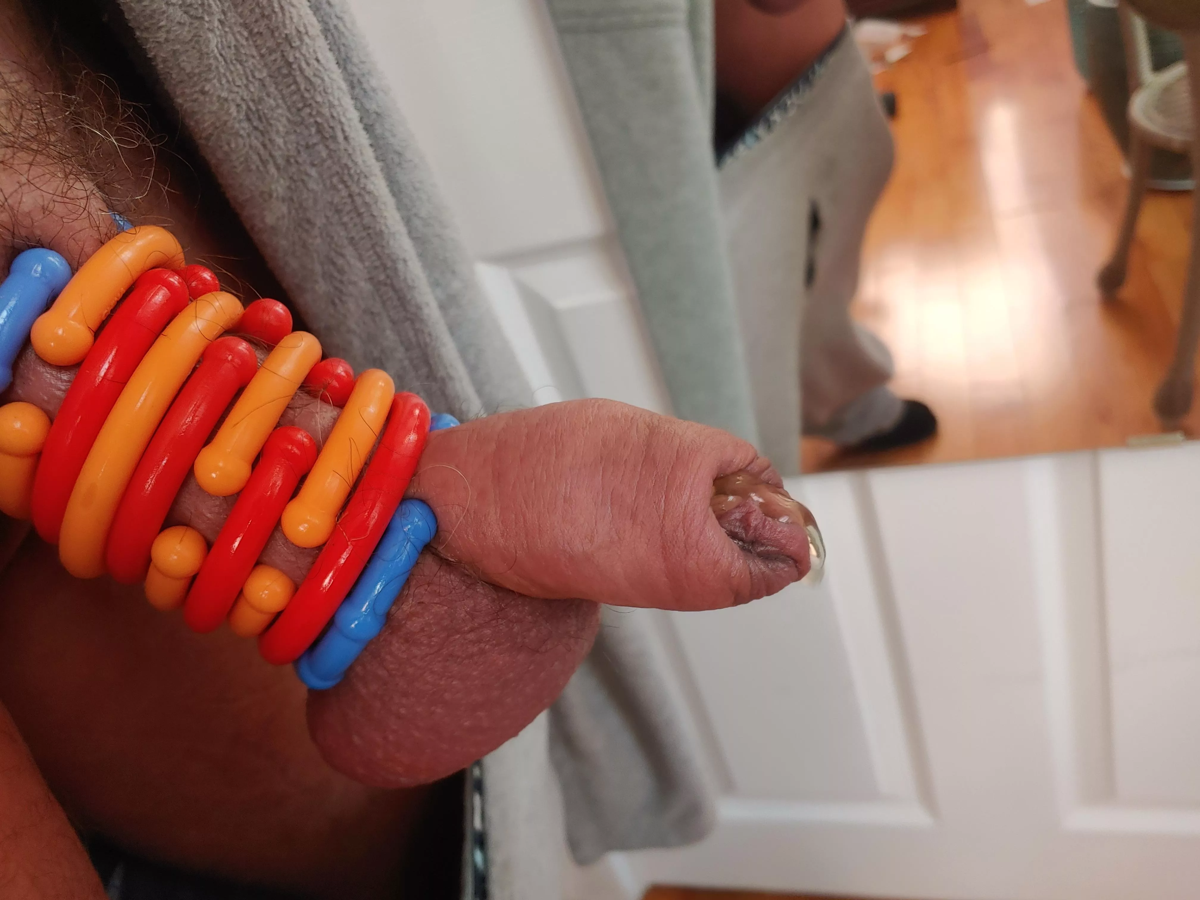 Pre-pump stretching... And horny 😋