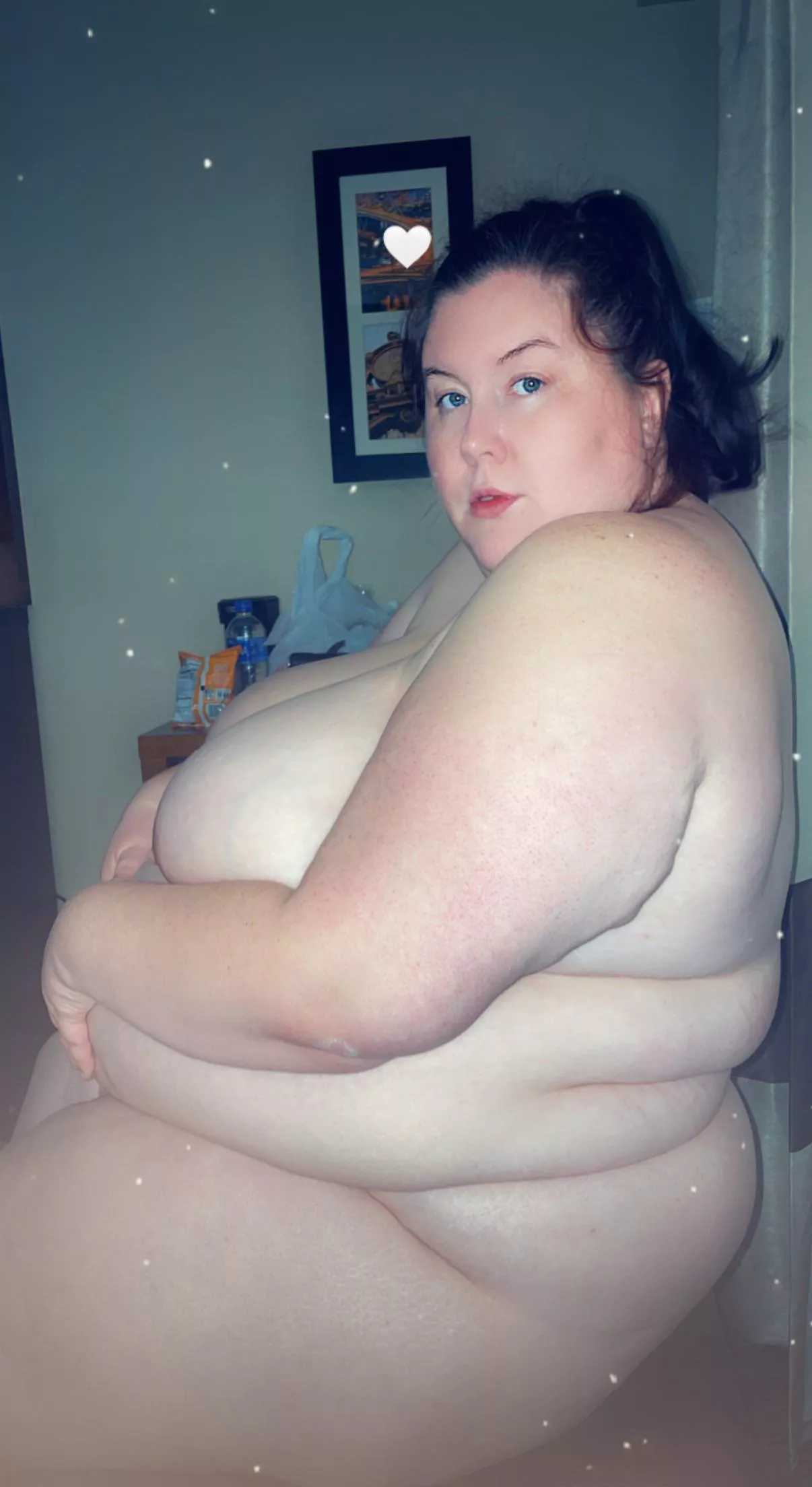 Pressing down and squishing myself all out 💜