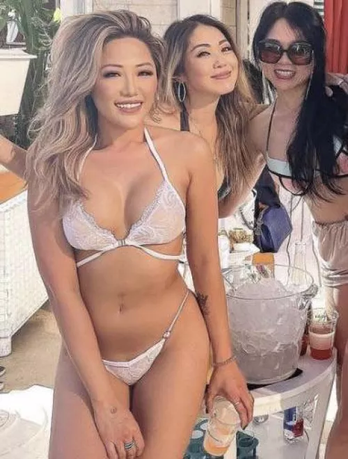 Pretty Asian Ladies